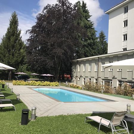 Bis Hotel Varèse Extérieur photo