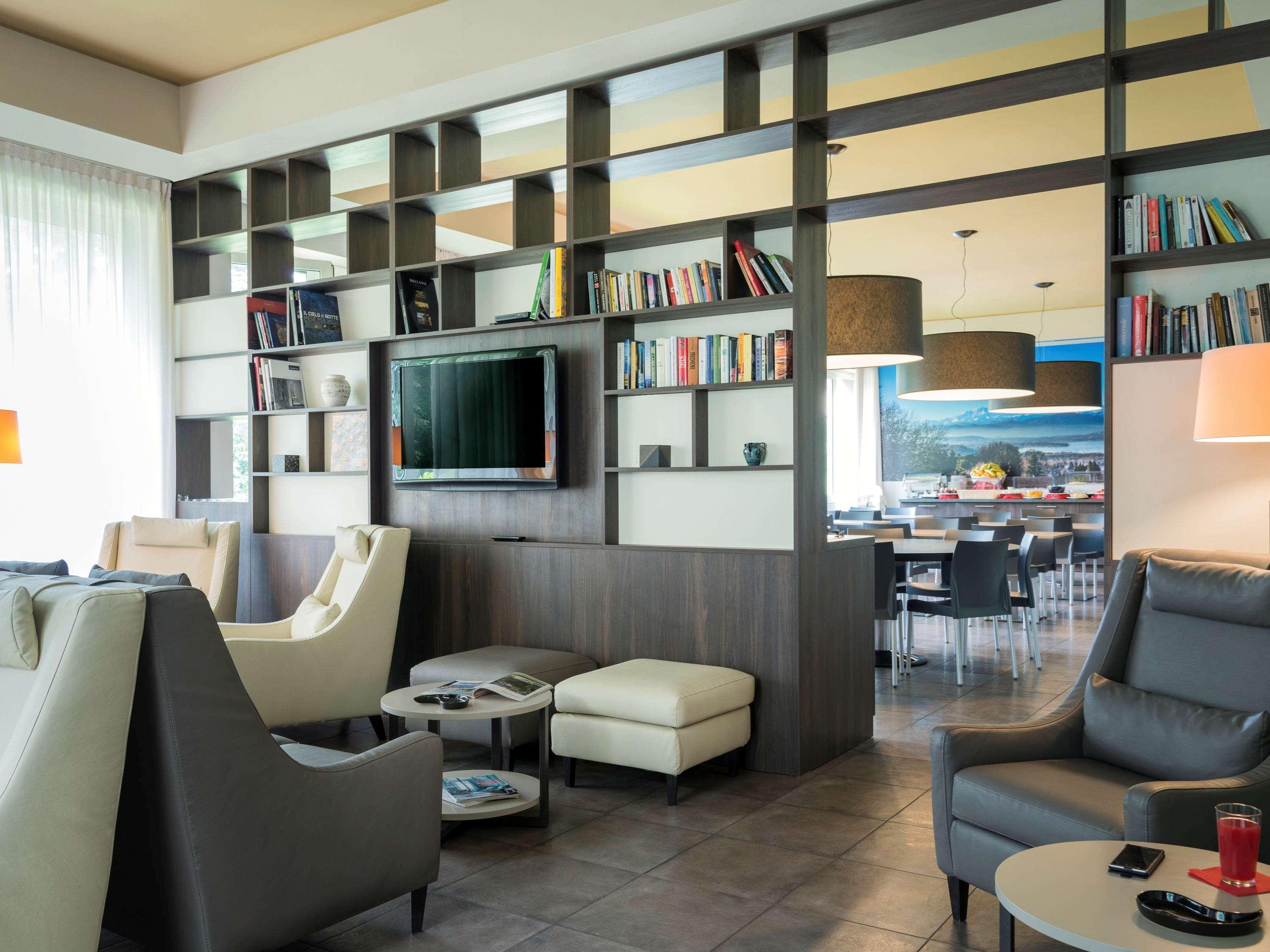 Bis Hotel Varèse Extérieur photo