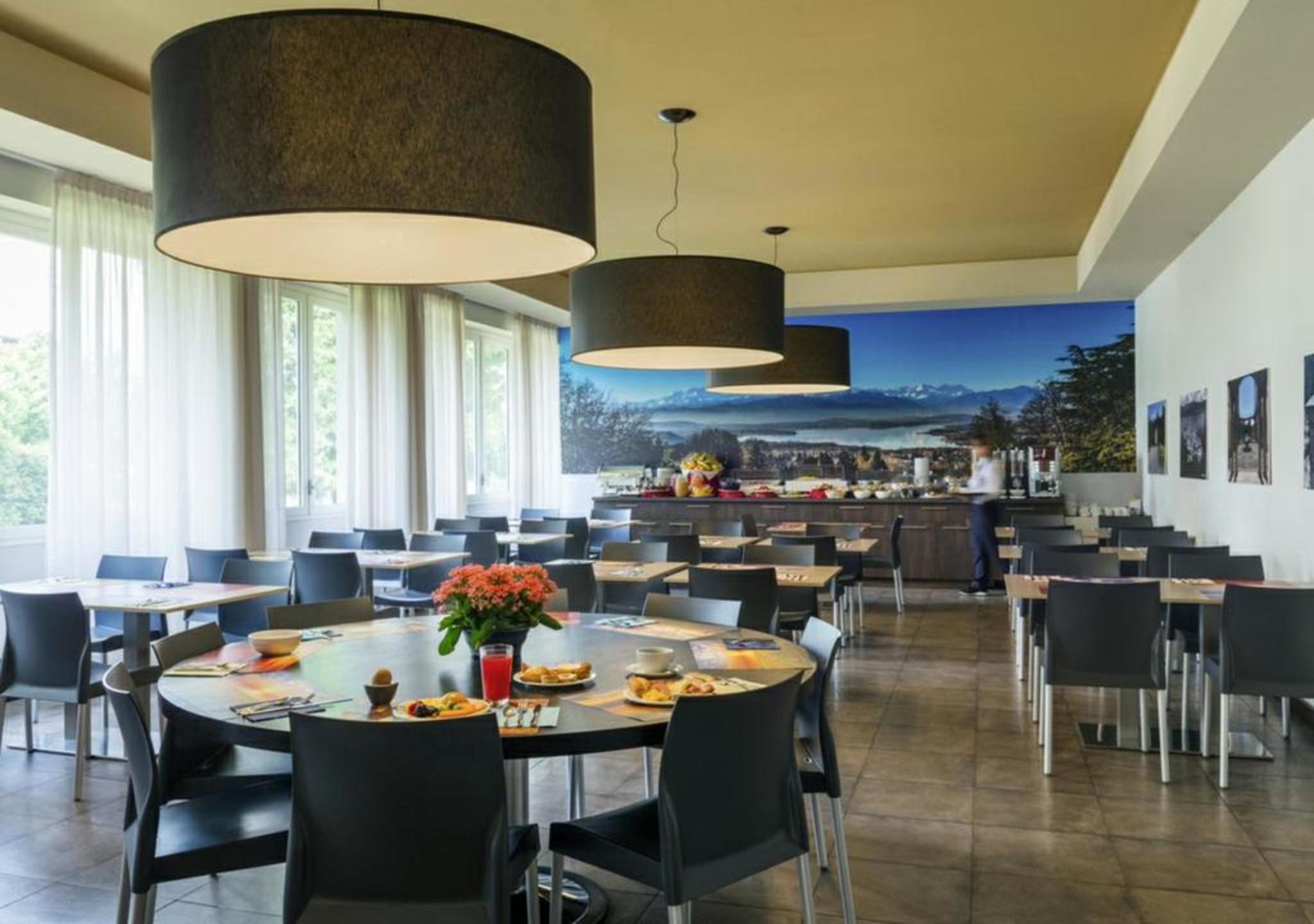 Bis Hotel Varèse Extérieur photo